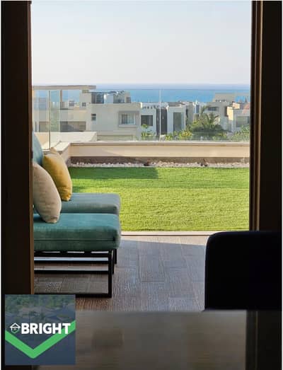 chalet ٌRoof under market price - clear sea view - 5 bedroom in hacienda white - delivery now- fully furnished in hacinda white