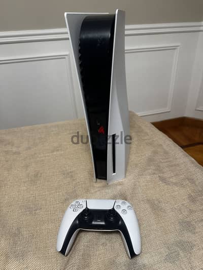 PlayStation 5 used with perfect condition with one controller