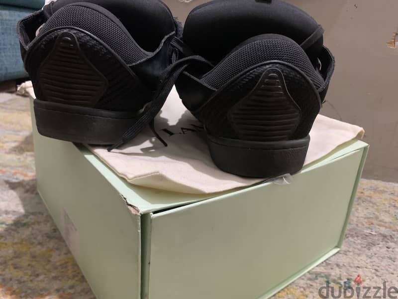 lanvin مقاس 42 3