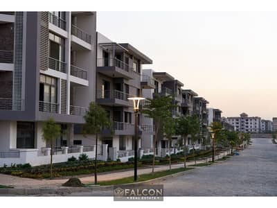 استلام قريب بخصم 50 % شقه للبيع  وجهه بحرى  للبيع داخل ارقي كمبوند taj -city  فى التجمع الاول بادر بالحجز و استفيد بالخصم