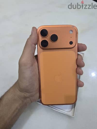 17 pro max 256 معفي بالعلبه بطاريه ٩٣