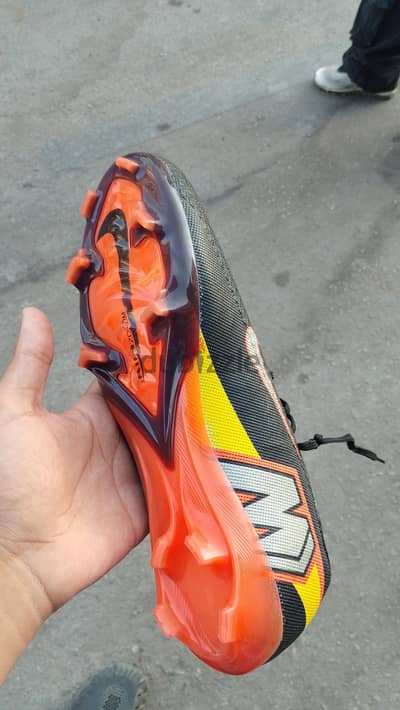 ستارز predator  air zoom