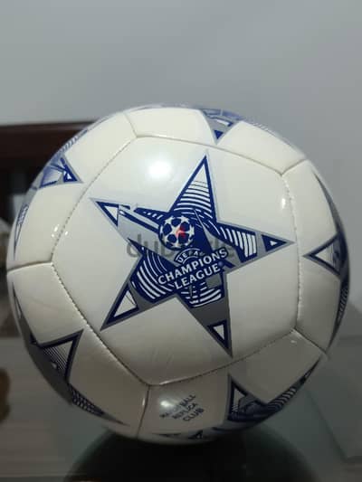 كرة أديداس دوري أبطال أوروبا الأصلية (Match Ball Replica Club) - جديده