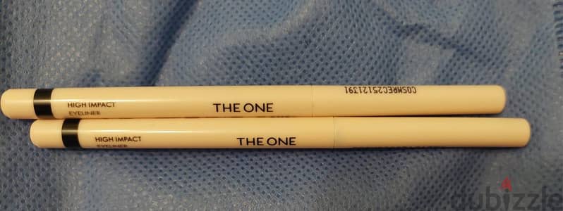 كحل أسود  the one