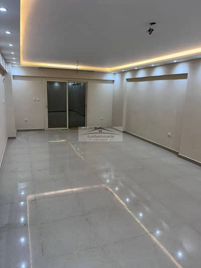 For Rent: 250 sqm administrative unit (Type 8 license) suitable for companies, offices, or medical clinics.