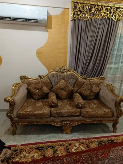 بيع صالون 4 كراسي وكنبة معهم طاولة