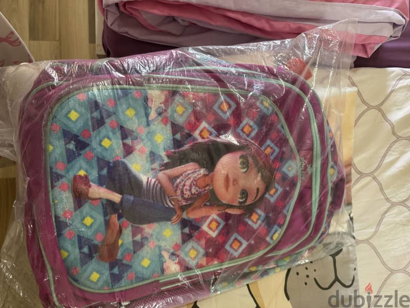 Glossy bird school bag 1