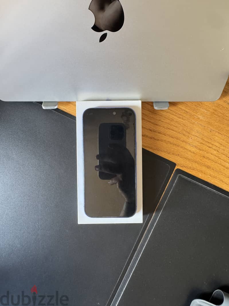 Apple - iPhone 16 2