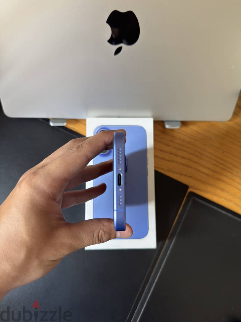 Apple - iPhone 16 4