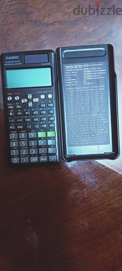 اله حاسبة كاسيو fx991 es بحالة ممتازة