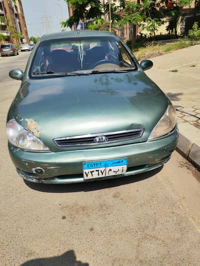 كيا ريو 2001