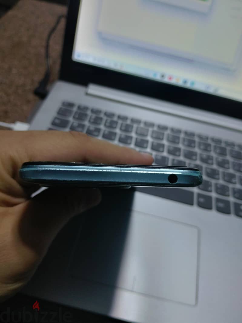 ريلمى 10c 1