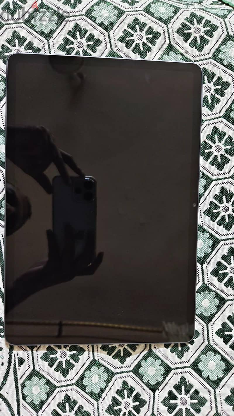 tablet with pencil 1