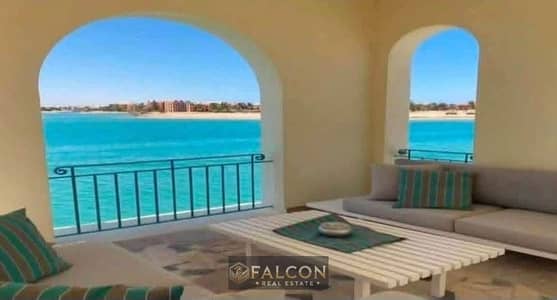 A distinctive chalet for sale at a great discount, priced at the price of the Crystal Lagoon View launch in Makadi Heights, Red Sea, near El Gouna cit