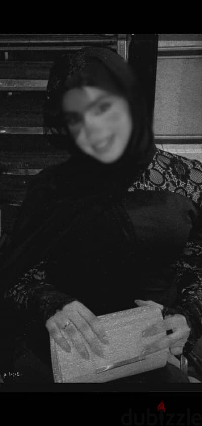 فستان اسود كلاسيك