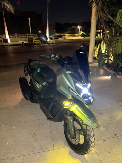 Keeway xroad 2026 2k km mint condition