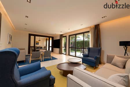 Furnished Apartment 3-BR in eastown Compound, New Cairo (Tagamoa).