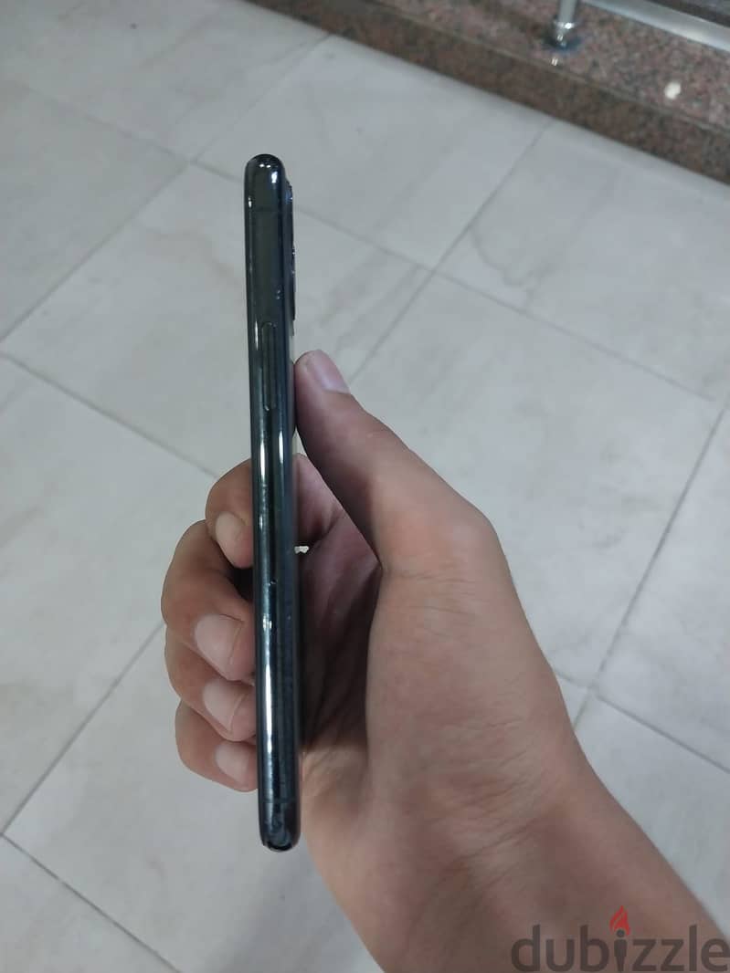 Apple - iPhone 11 Pro 3