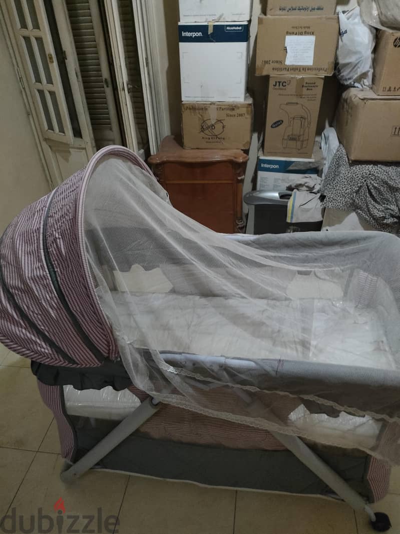 سرير اطفال 3