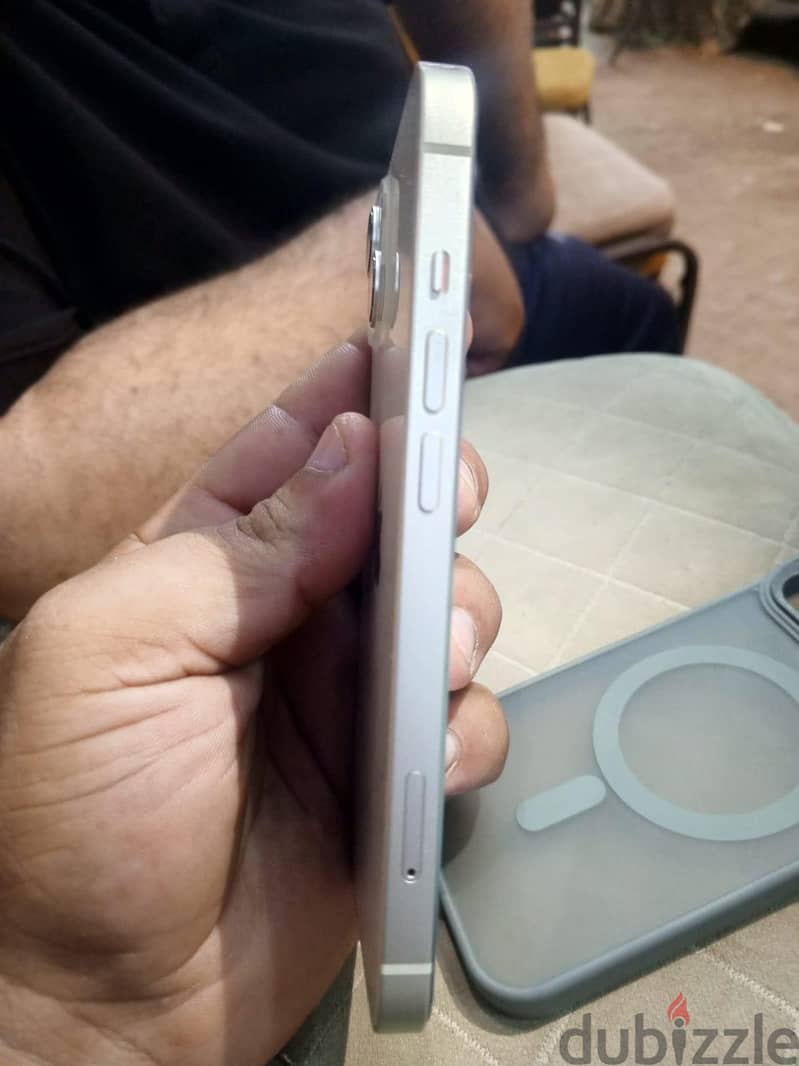 آبل - آيفون 13 8
