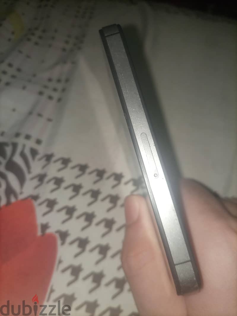 آبل - آيفون 4 اس 3