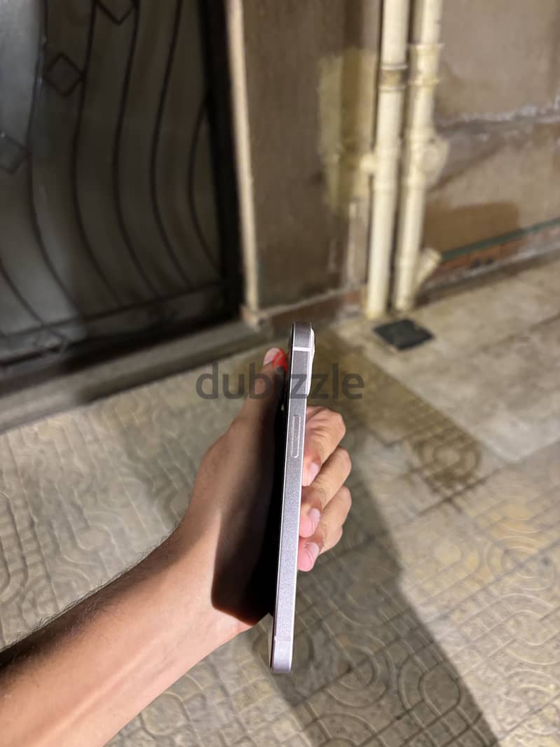 آبل - آيفون 13 2