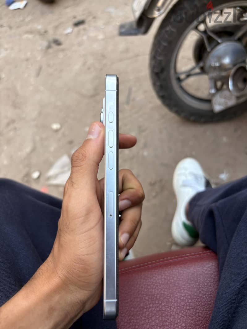 Apple - iPhone Other Model 5