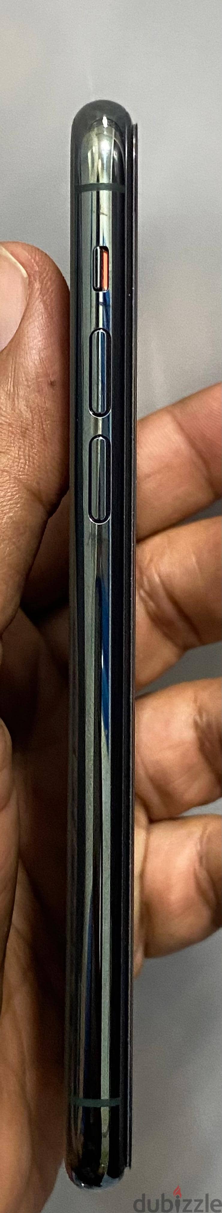 Apple - iPhone 11 Pro 7