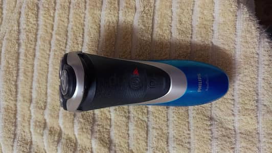 ماكينة حلاقة فيليبس أصلية Philips AquaTouch AT890 زيرو استعمال خفيف