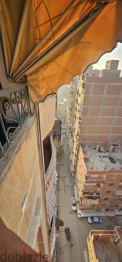 شقه ببرج الاسراء اول شارع المصنع الجبل الاصفر
