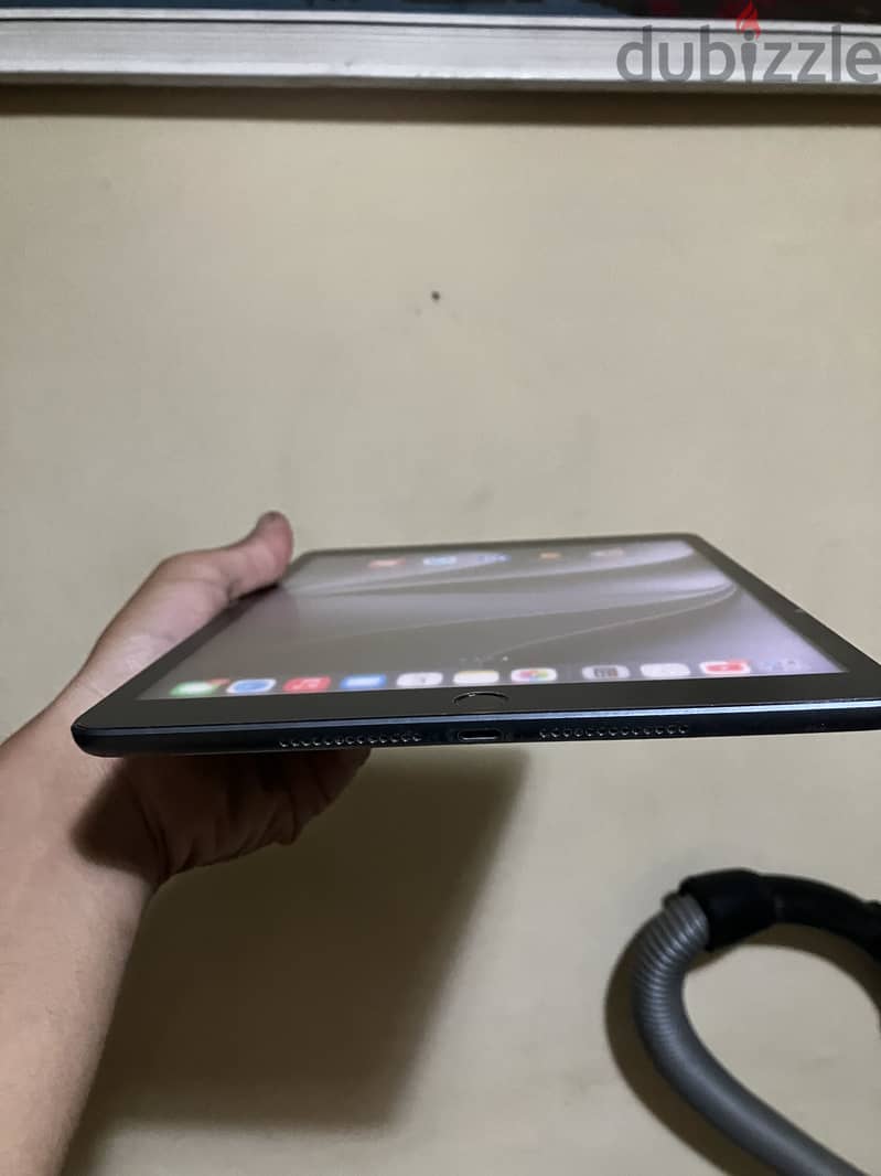 Ipad 9th generation 64 wifi 7