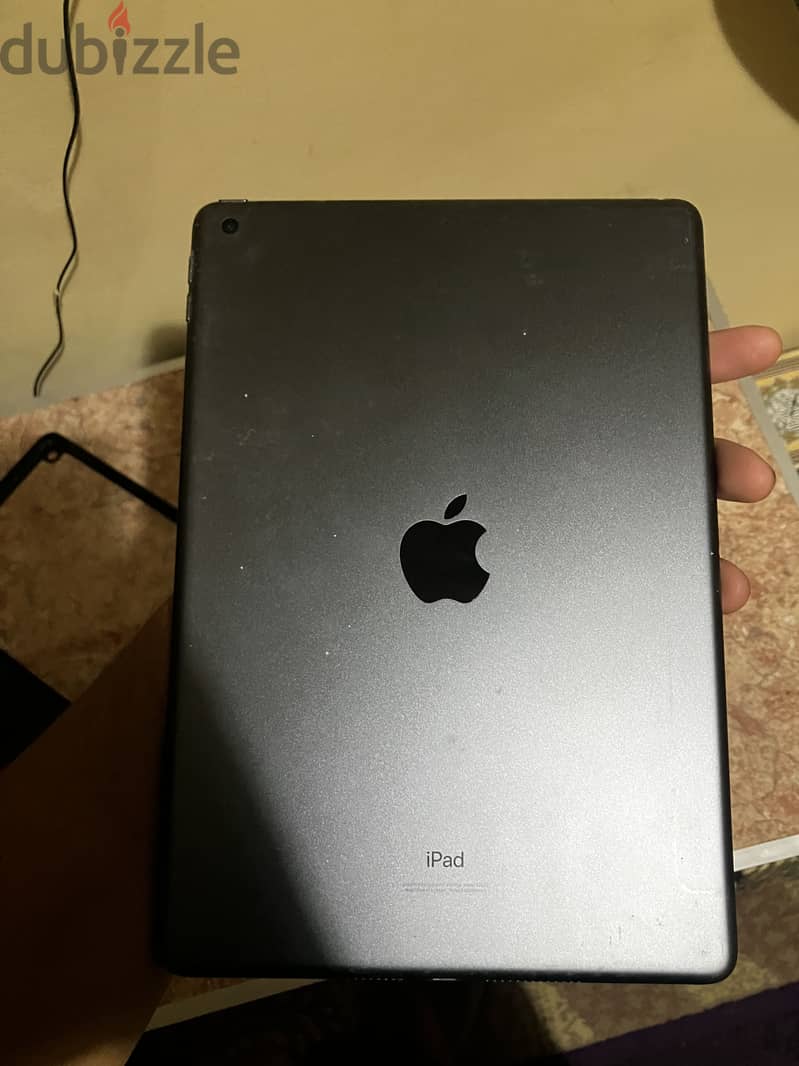 Ipad 9th generation 64 wifi 8