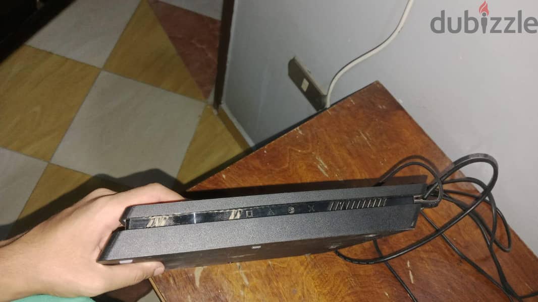 playstation 4 slim 3