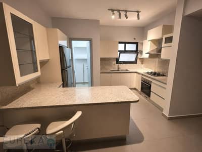 180 square meters for rent in Al Burouj Compound