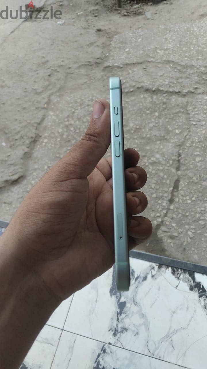 آبل - آيفون 15 2