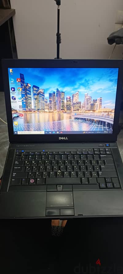 لاب توب ديل DELL رام ٨ هارد 250 ssd بروسيسور كور اي 5 core i5 جيل اول