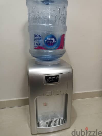 RAZZO water dispenser