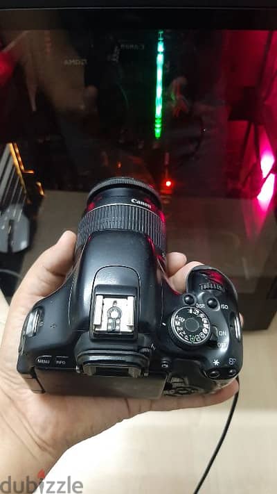 كاميرا كانون canon 600D بحالة كويسه