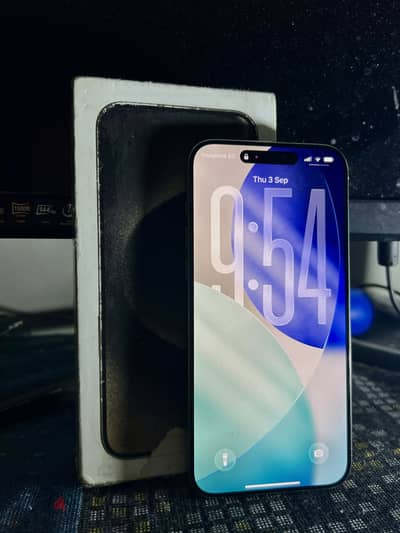 iPhone 15 Pro Max natural
