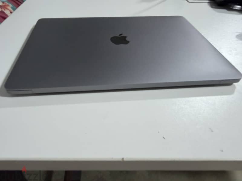 ماك بوك 2020 pro 2