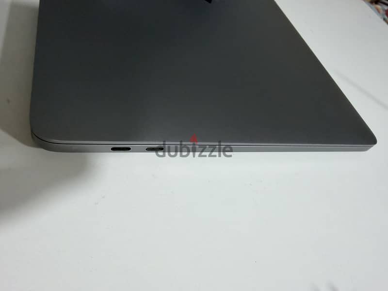 ماك بوك 2020 pro 3