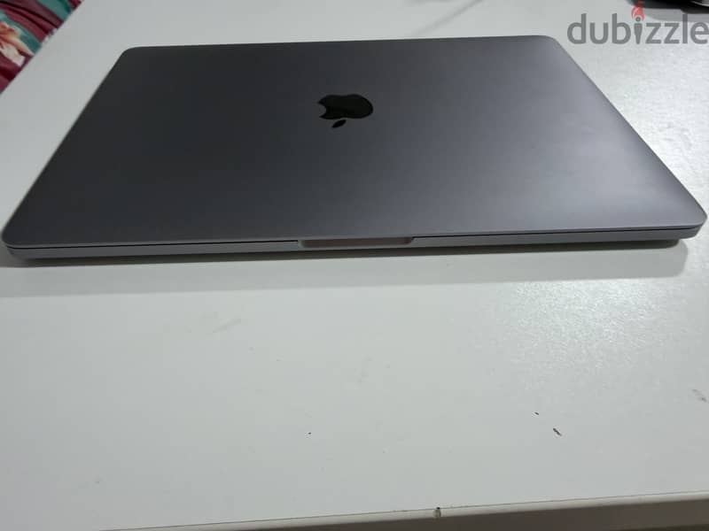 ماك بوك 2020 pro 5