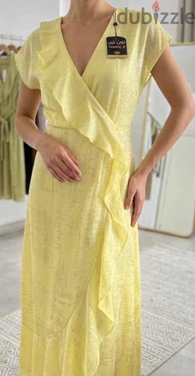 Yellow dress