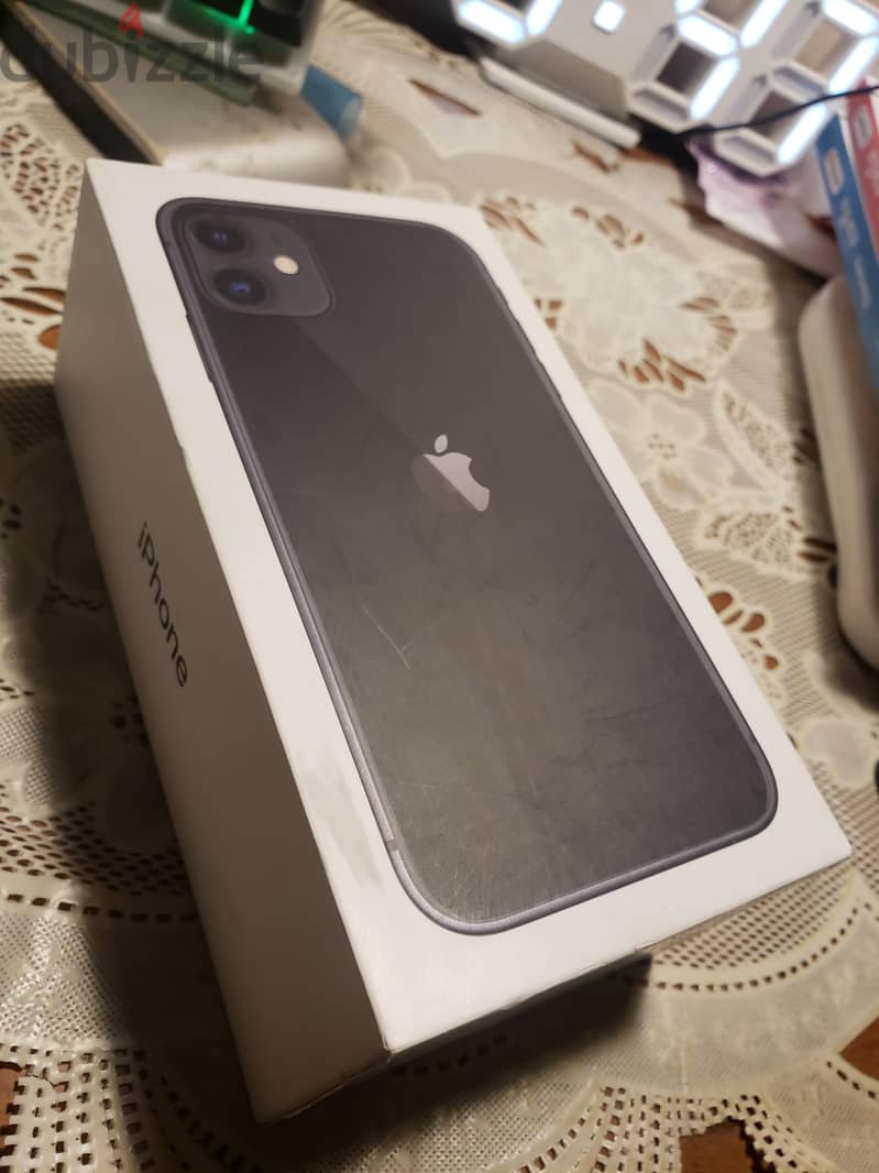 iPhone 11 (128 GB) 4