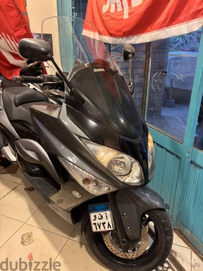 Yamaha Tmax 500 2011 بحالة ممتازة