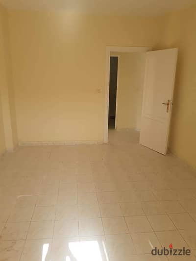 Apartment for Sale in Al Rehab  Company Finishing  Area: 90 sqm  Prime location close to all services  Third Floor