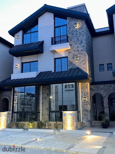 The marq gardens   Town house corner for sale