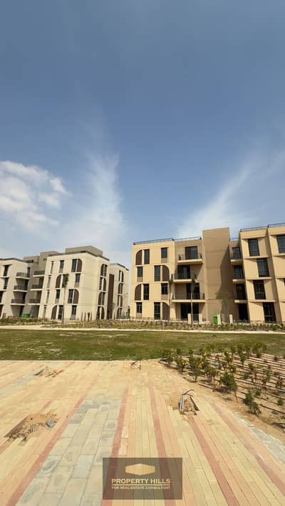 Apartment with SODIC ready to move in fully finished lagoon view for sale in VYE next to the airport