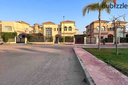 فيلا Town house corner للبيع (المباني 203م + الأرض 222م) كومباوند أليكس ويست