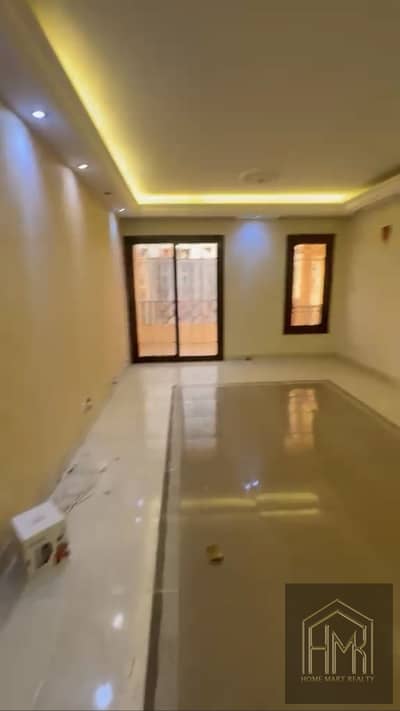 شقة للايجار فاضي في الرحاب 3 غرف قانون